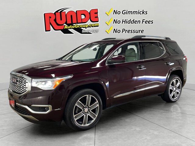 2018 GMC Acadia Denali — photo 1 of 12
