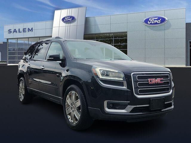 2017 GMC Acadia Limited Base — photo 1 of 13