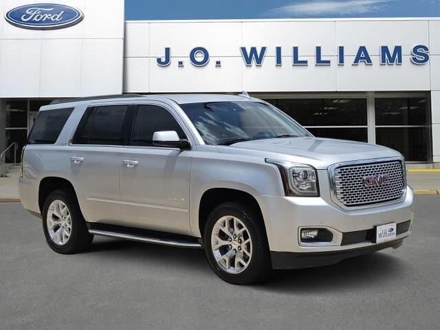 2017 GMC Yukon SLT — photo 1 of 26