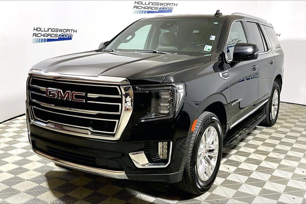 2023 GMC Yukon SLT — photo 1 of 1
