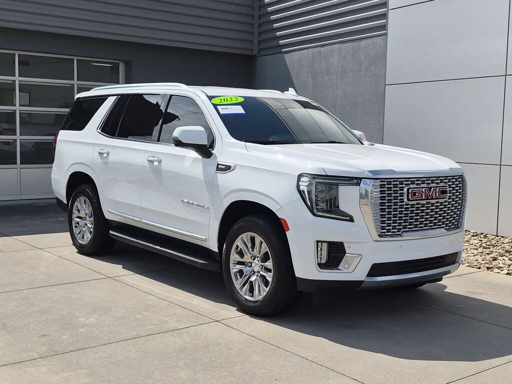 2022 GMC Yukon Denali — photo 1 of 13