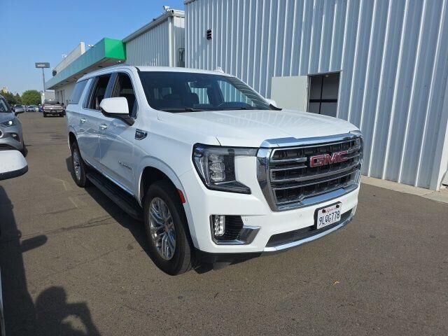 2024 GMC Yukon XL SLT — photo 1 of 15