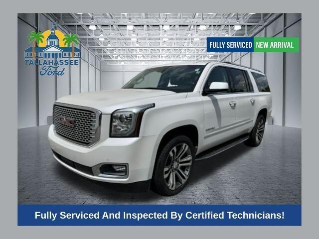 2017 GMC Yukon XL Denali — photo 1 of 24
