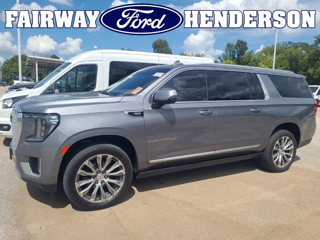 2021 GMC Yukon XL Denali — photo 1 of 41