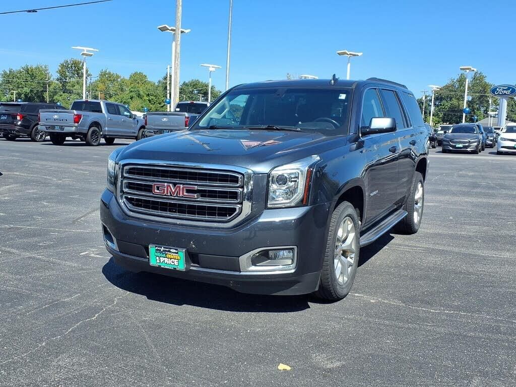 2019 GMC Yukon SLE — photo 1 of 1