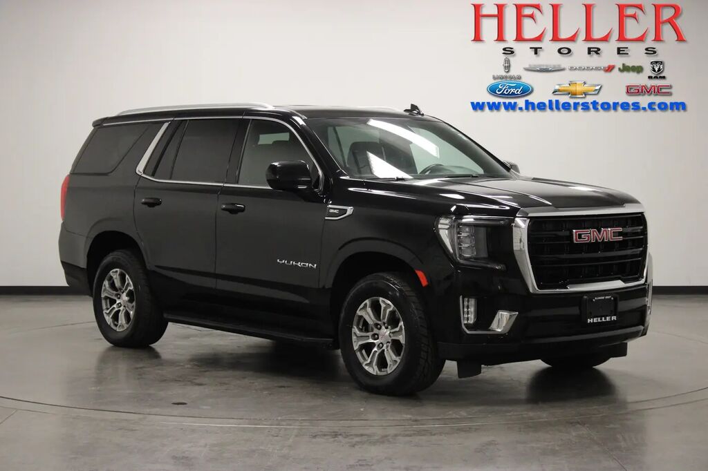 2023 GMC Yukon SLE — photo 1 of 13