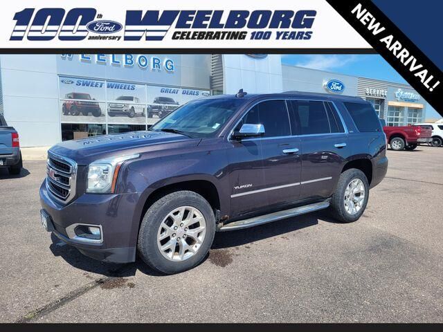 2015 GMC Yukon SLT — photo 1 of 10