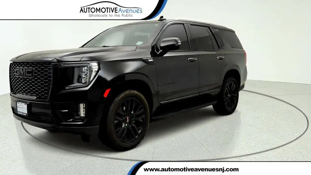 2021 GMC Yukon SLT — photo 1 of 1