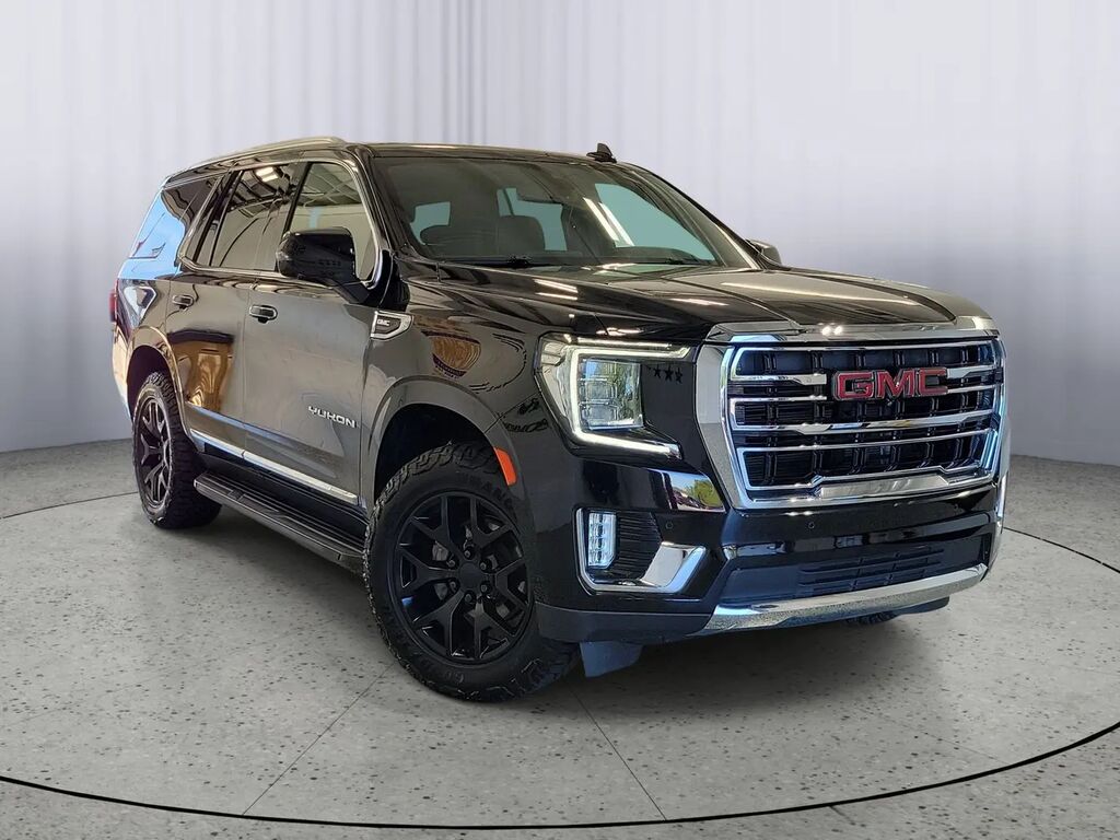 2021 GMC Yukon SLT — photo 1 of 13