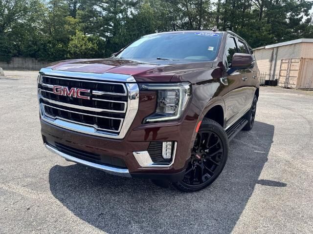 2022 GMC Yukon SLT — photo 1 of 13
