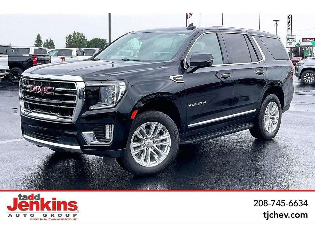 2024 GMC Yukon SLT — photo 1 of 1