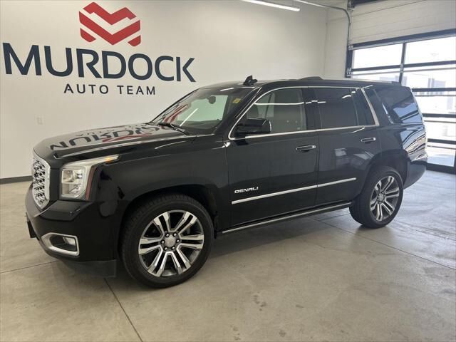 2020 GMC Yukon Denali — photo 1 of 26