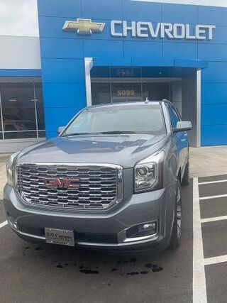 2019 GMC Yukon Denali — photo 1 of 13