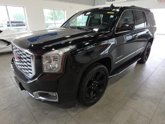 2020 GMC Yukon Denali — photo 1 of 13