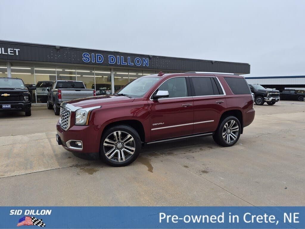 2020 GMC Yukon Denali — photo 1 of 1