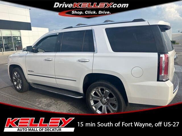 2016 GMC Yukon Denali — photo 1 of 27