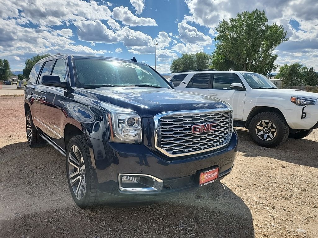 2020 GMC Yukon Denali — photo 1 of 4