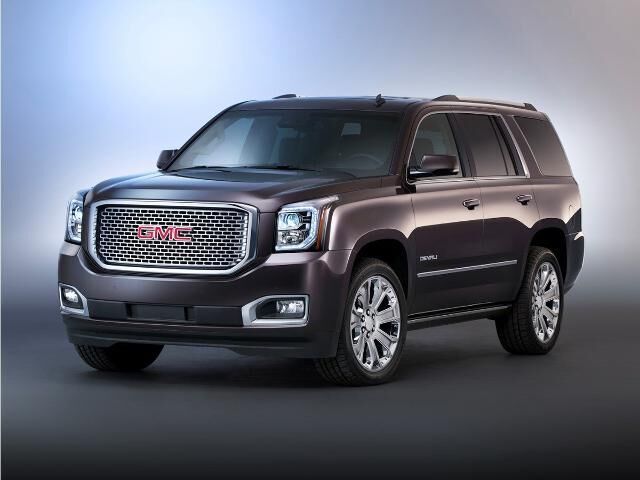 2017 GMC Yukon Denali — photo 1 of 8