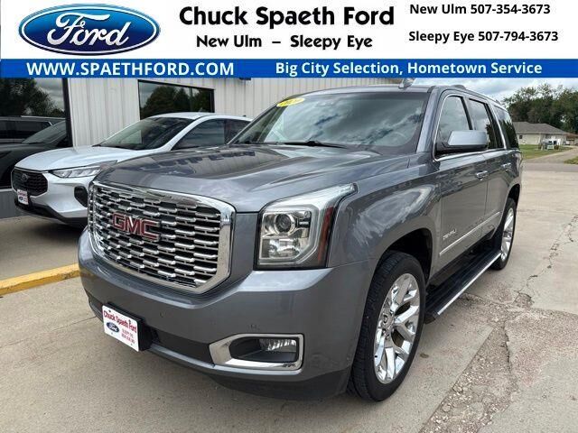 2020 GMC Yukon Denali — photo 1 of 11