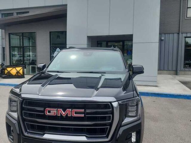 2024 GMC Yukon AT4 — photo 1 of 13