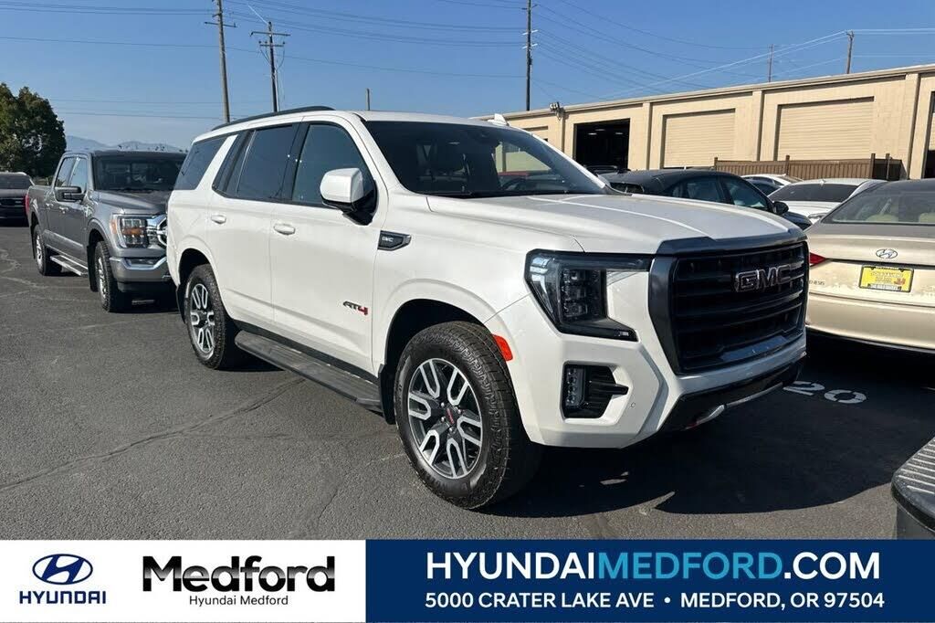 2024 GMC Yukon AT4 — photo 1 of 14