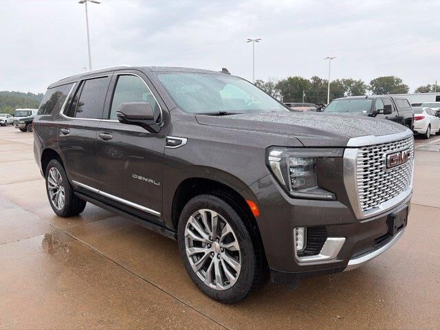 2021 GMC Yukon Denali — photo 1 of 13