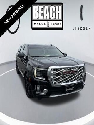 2021 GMC Yukon Denali — photo 1 of 10