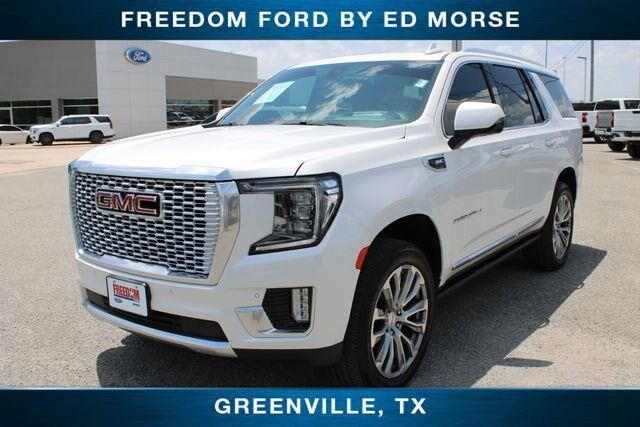 2022 GMC Yukon Denali — photo 1 of 13