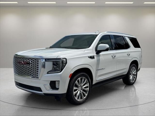 2022 GMC Yukon Denali — photo 1 of 13