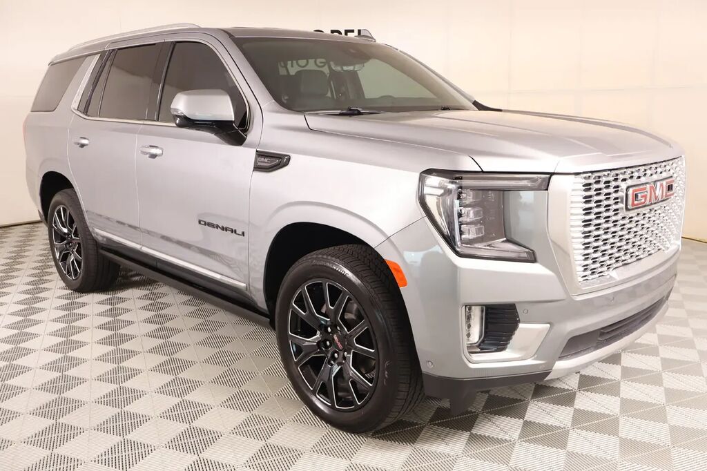 2024 GMC Yukon Denali — photo 1 of 13