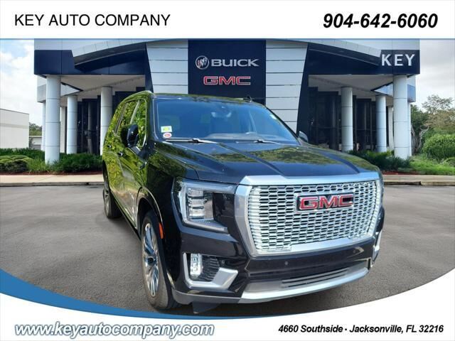 2021 GMC Yukon Denali — photo 1 of 8