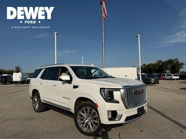 2021 GMC Yukon Denali — photo 1 of 13