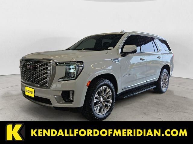 2021 GMC Yukon Denali — photo 1 of 13