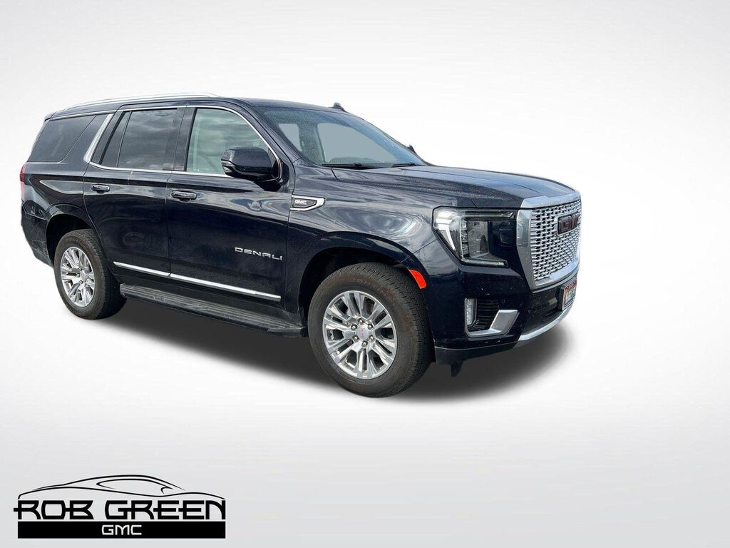 2021 GMC Yukon Denali — photo 1 of 8