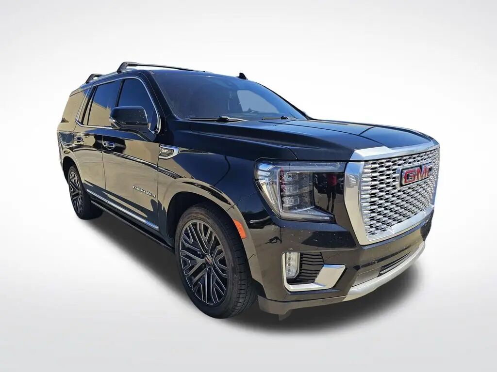 2021 GMC Yukon Denali — photo 1 of 11