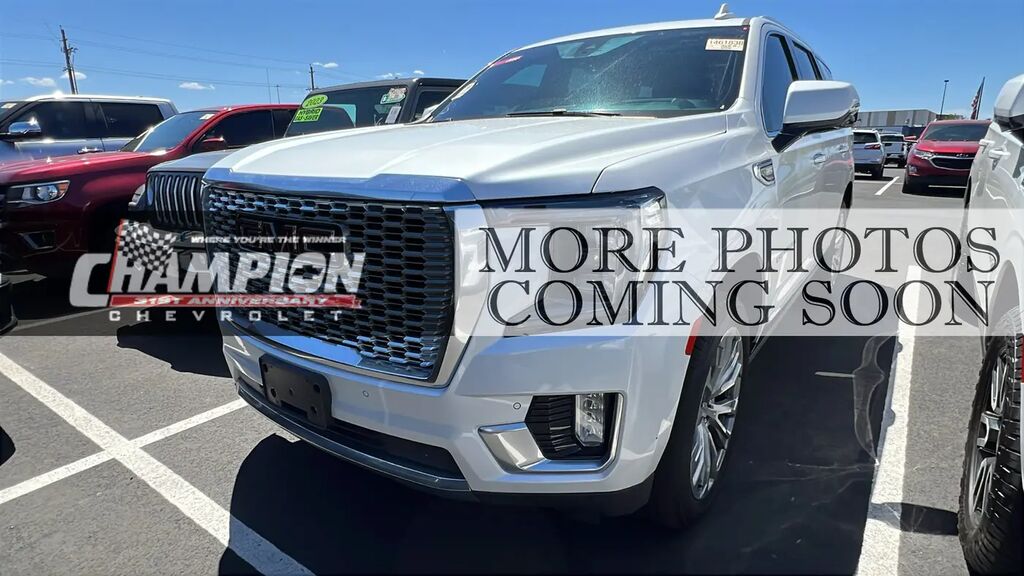 2022 GMC Yukon Denali — photo 1 of 29