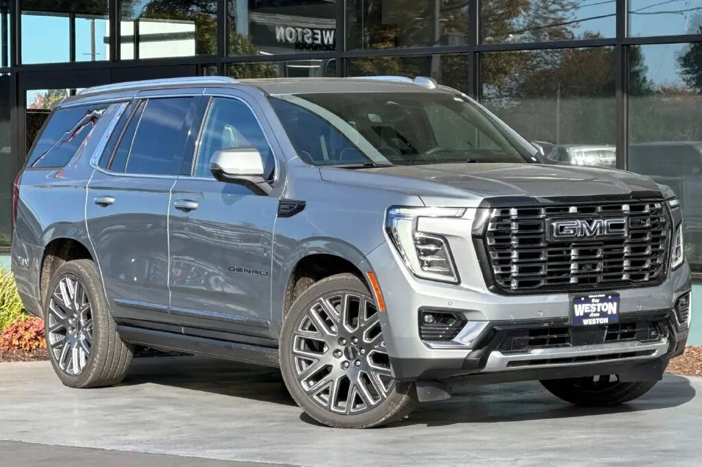 2026 GMC Yukon Denali Ultimate — photo 1 of 13