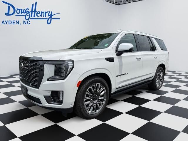 2023 GMC Yukon Denali Ultimate — photo 1 of 13
