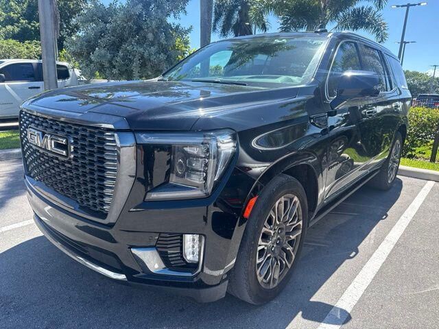2023 GMC Yukon Denali Ultimate — photo 1 of 9