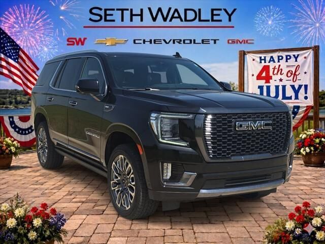 2024 GMC Yukon Denali Ultimate — photo 1 of 13