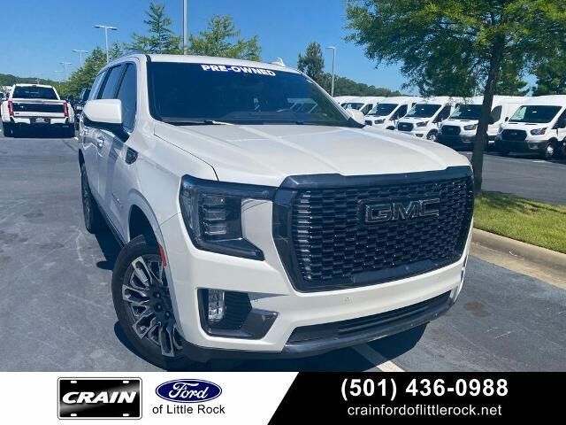 2024 GMC Yukon Denali Ultimate — photo 1 of 39