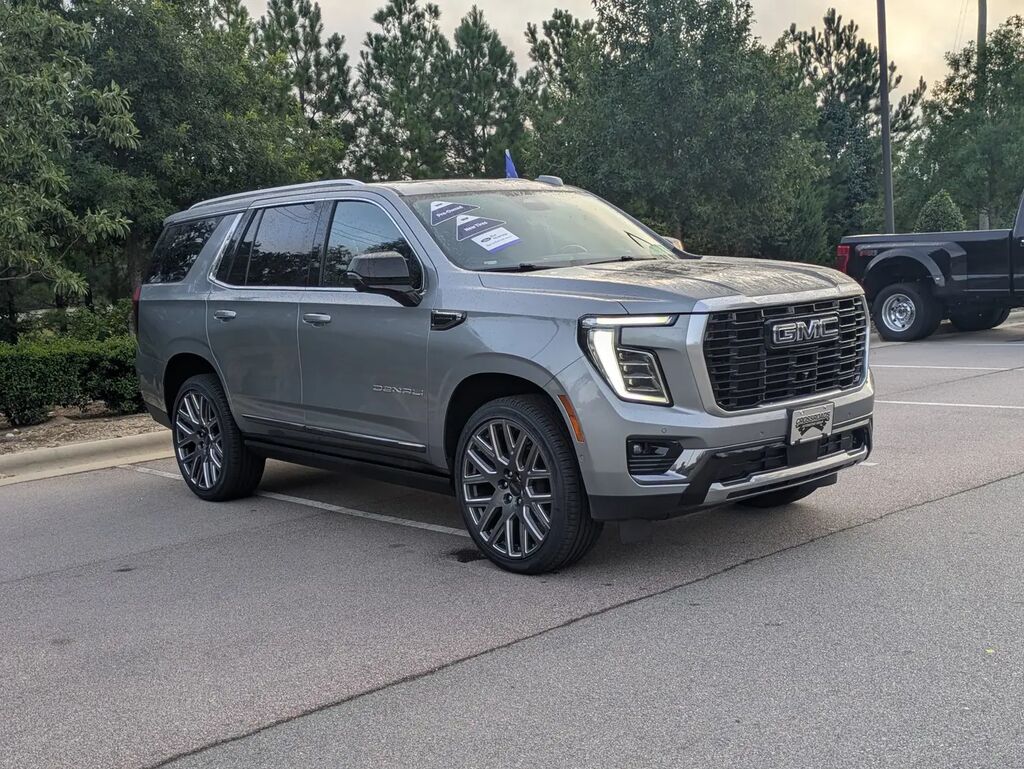 2025 GMC Yukon Denali Ultimate — photo 1 of 16