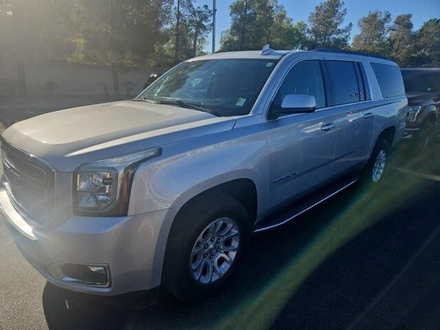 2020 GMC Yukon XL SLT — photo 1 of 7