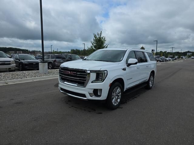 2024 GMC Yukon XL SLT