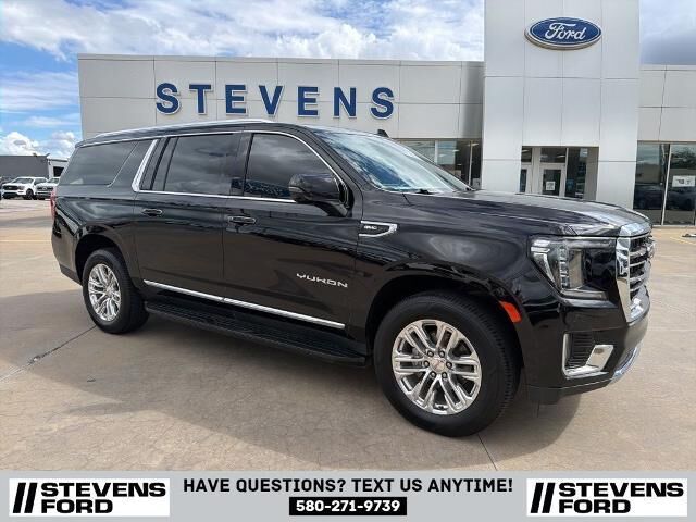 2023 GMC Yukon XL SLT — photo 1 of 26