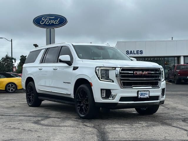 2024 GMC Yukon XL SLT — photo 1 of 26