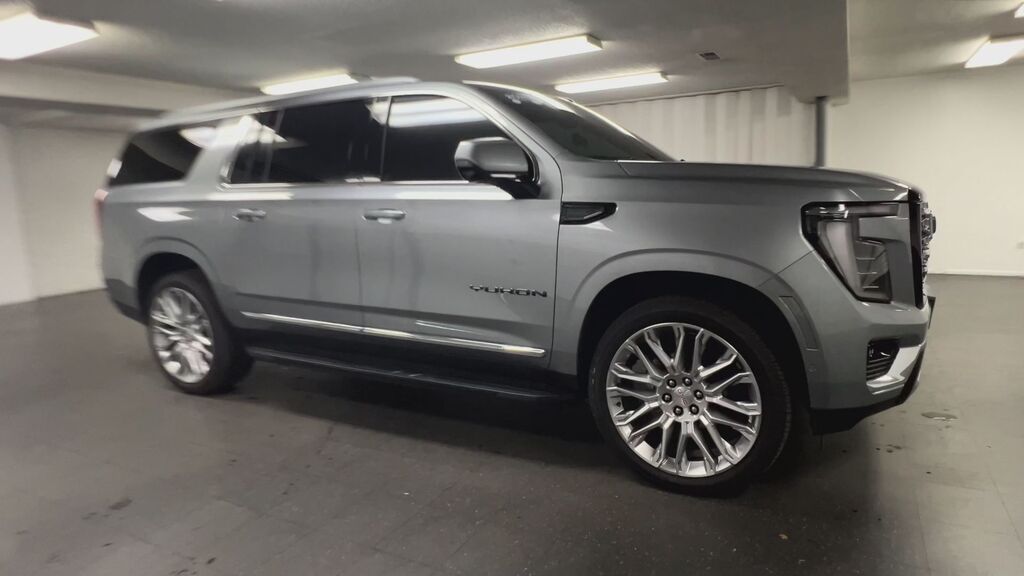 2025 GMC Yukon XL Elevation — photo 1 of 7