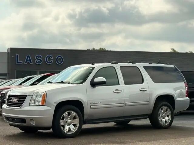 2013 GMC Yukon XL SLE
