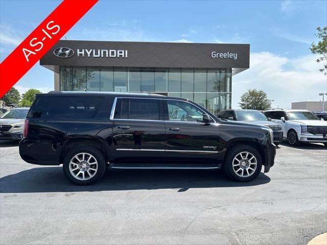 2020 GMC Yukon XL Denali — photo 1 of 5