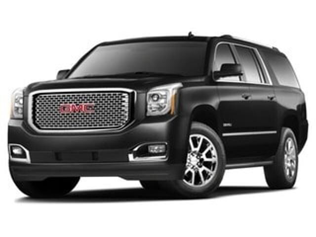 2017 GMC Yukon XL Denali — photo 1 of 26